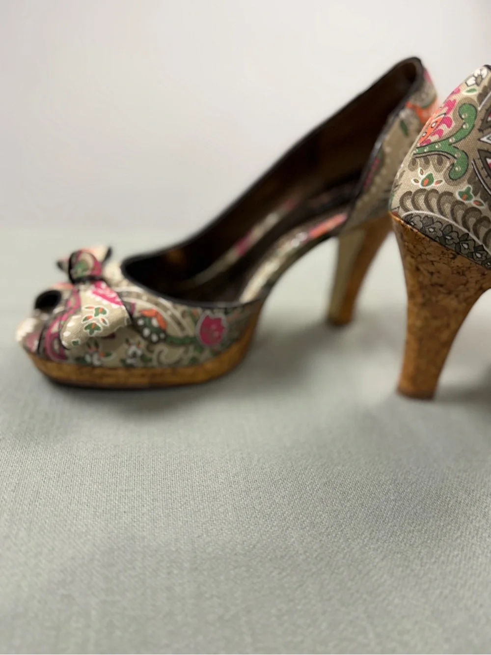Unlisted Vintage Style Floral Paisley Bow Heels Retro Chic Pumps Sz 9 - Picture 4 of 9
